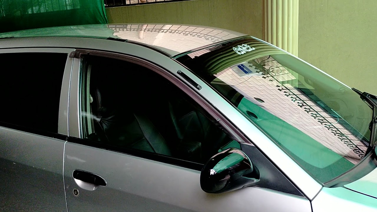 Nissan ad 2006