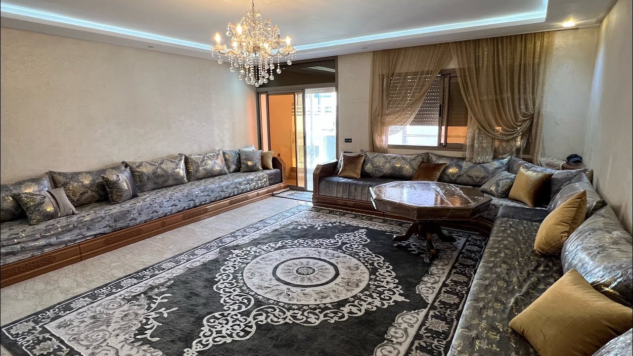 عروسة سوسية للبيع مع الاتات في حي محمدي اكادير 108 متر