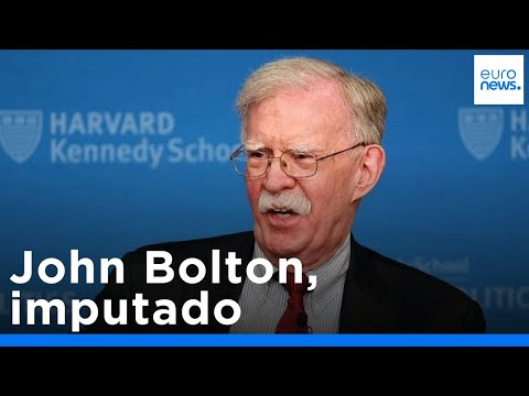 Uno de los mayores críticos de Trump y exasesor de seguridad, John Bolton, imputado