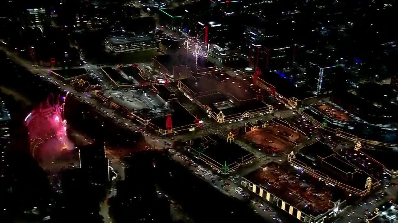 2024 Evergy Plaza Lighting: See the moment from News Chopper 9