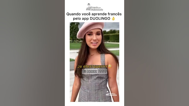 Francês com app Duolingo.