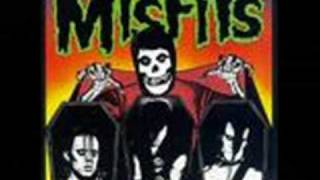 Video thumbnail of "Misfits - Dig Up Her Bones lyrics"