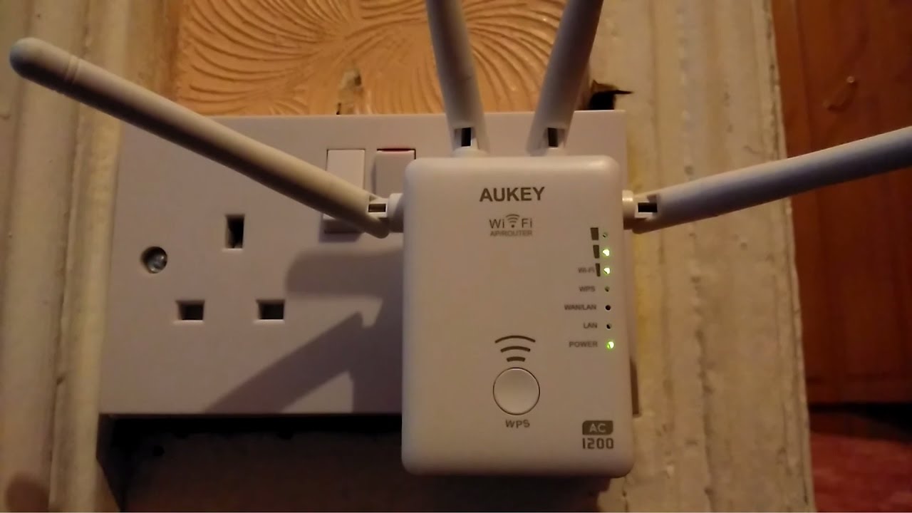 AUKEY Wireless Repeater/AP Router Unboxing & Setup - YouTube