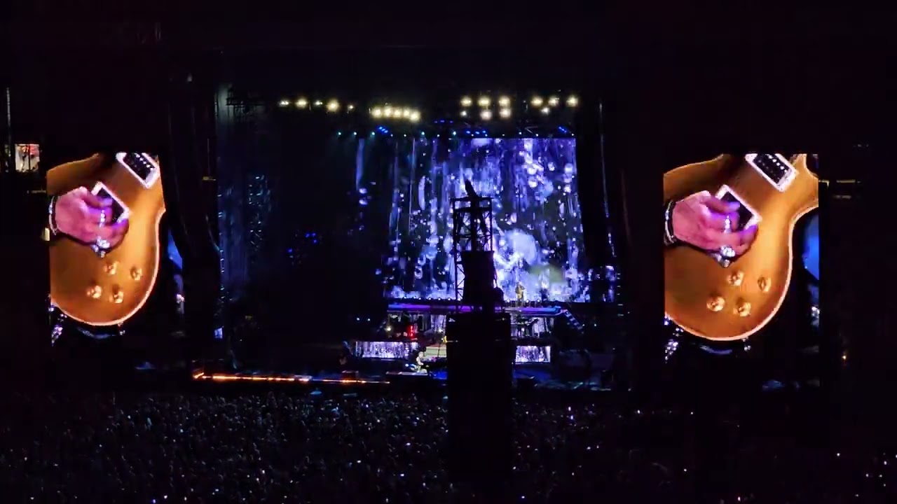 Guns And Roses Nashville TN 2023 November Rain
