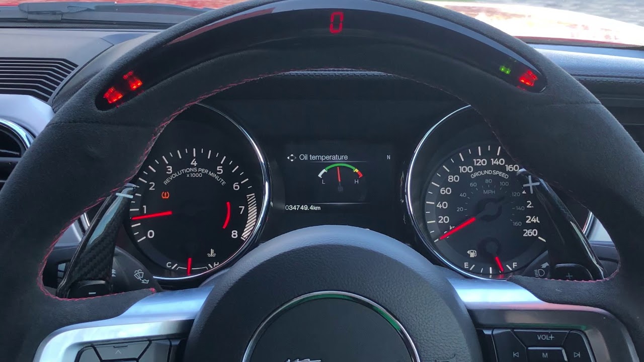 LED Steering wheel Ford Mustang s550 15-17 - YouTube