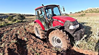 Hiz Deni̇nce Akla Case Farmall 85C Geli̇r