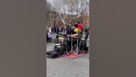Thumbnail of Manhattan New York - Washington Square park - Grooving to the beats !!