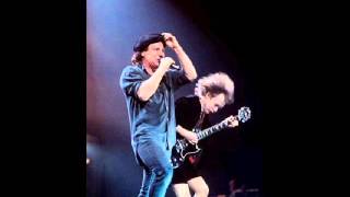 AC/DC Live Oakland, CA 1996 [AUDIO]