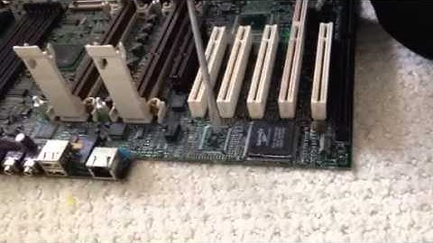 How to remove IC chips from a circuit board