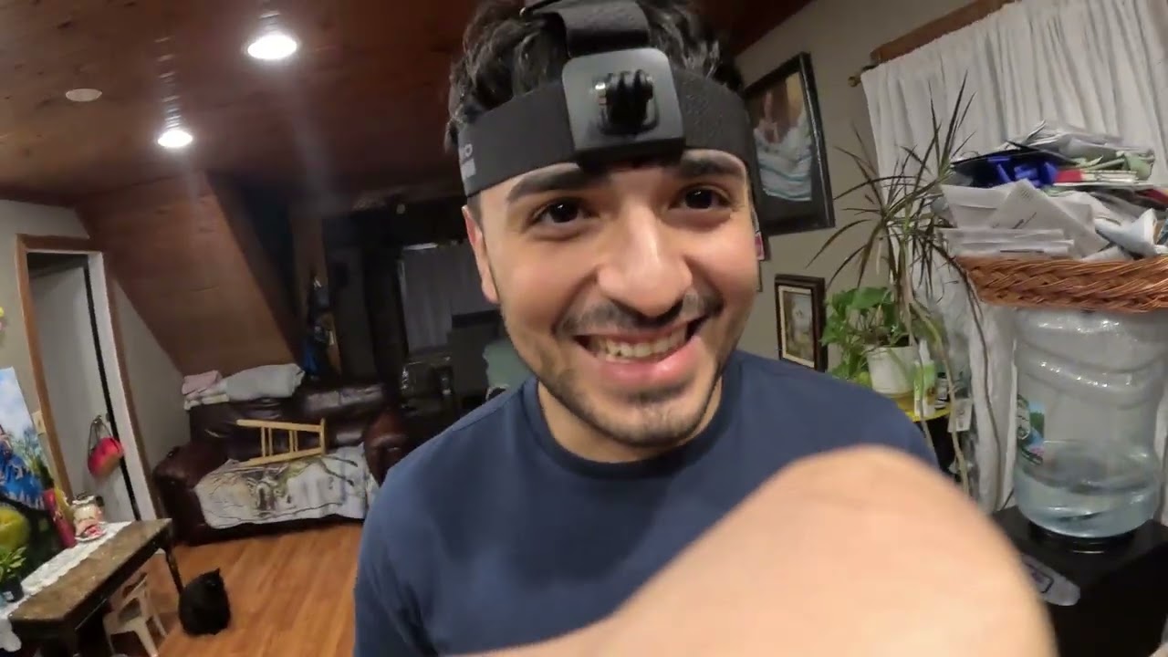 2 Idiots trying to make FOOD | My aunt saved us!?!