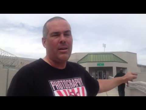 Jeff Gray released from jail - YouTube