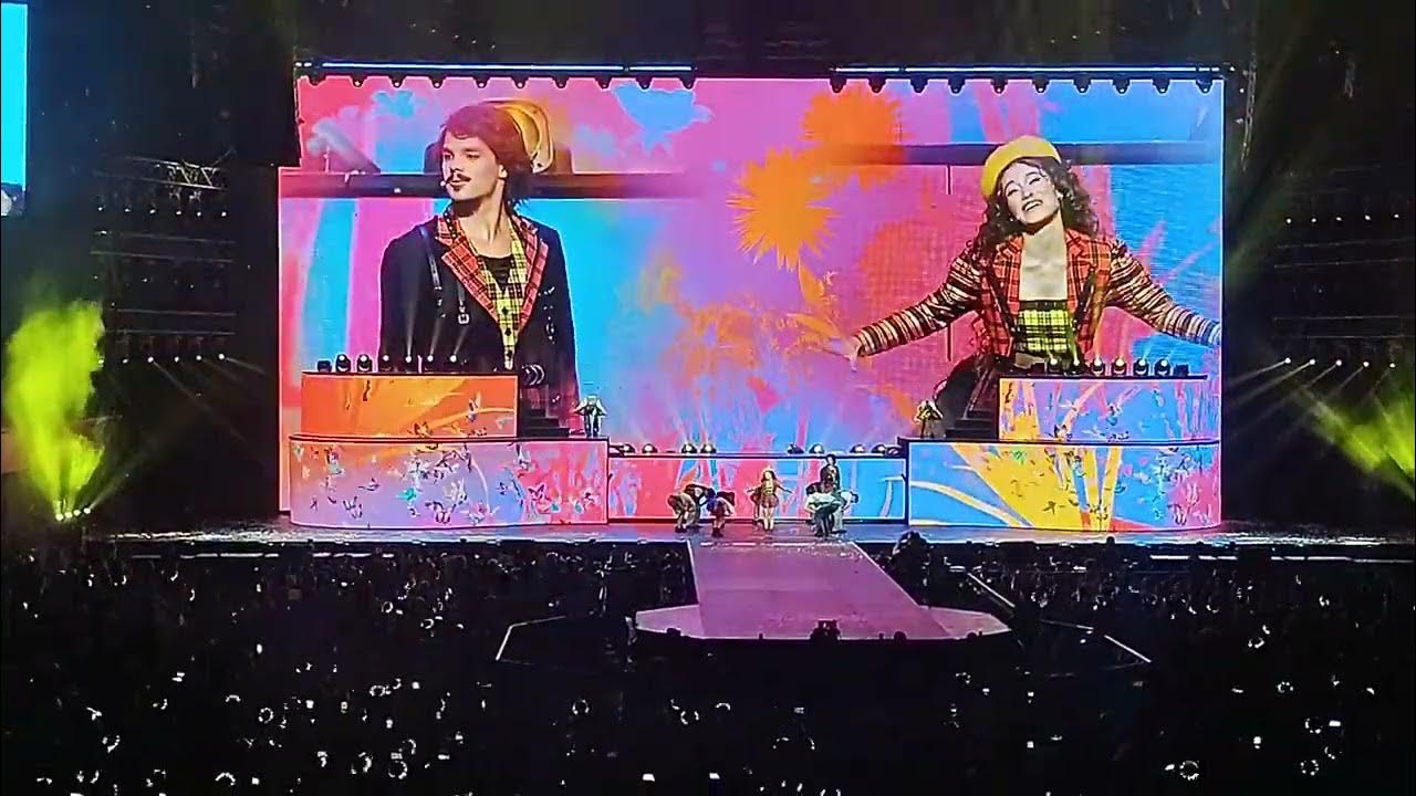 Mucho,poquito o nada(Margarita)16/2 MovistarArena Mucho,poquito o nada(Margarita)16/2 MovistarArena