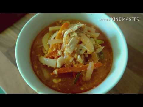 Video: Kimchi-Suppe Vom Schwein