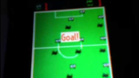 Motorola C261 Football game