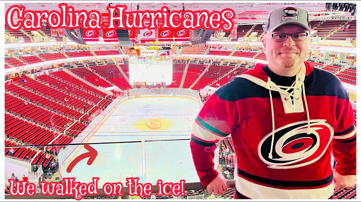 La nostra prima partita di hockey dei Carolina Hurricanes! - Raleigh, NC 2022