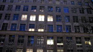Carol of the Bells - Snowflakes-Show, Saks 5th Avenue, New York City