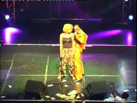 D'banj - First solo appearance in london 2004