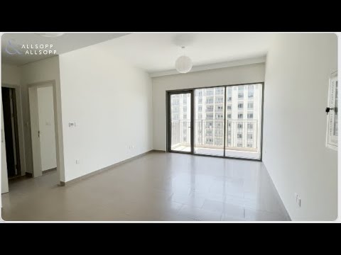 Chic 1-BR in Dubai Hills with Burj Al Arab views and chiller free!