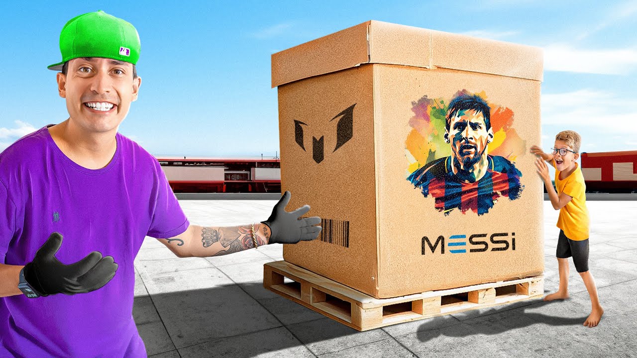 CAIXA MISTERIOSA GIGANTE DO MESSI COM MUITA COISA DE FUTEBOL
