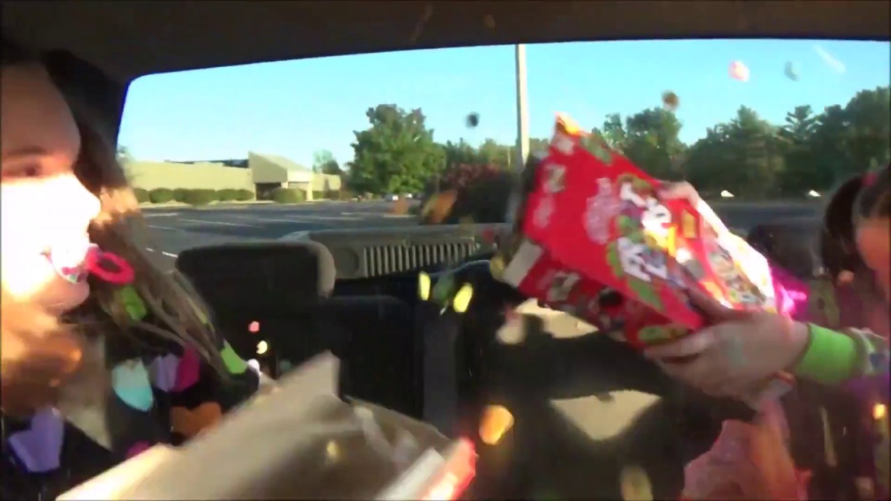Baby Food Fight McDonalds Drive Thru Babysitter Minnie Toy Freaks Kids Truc...