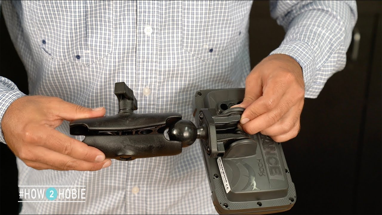 ⁣Hobie Mirage Pedal Kayaks: Lowrance Hook2 Fish Finder Mounts