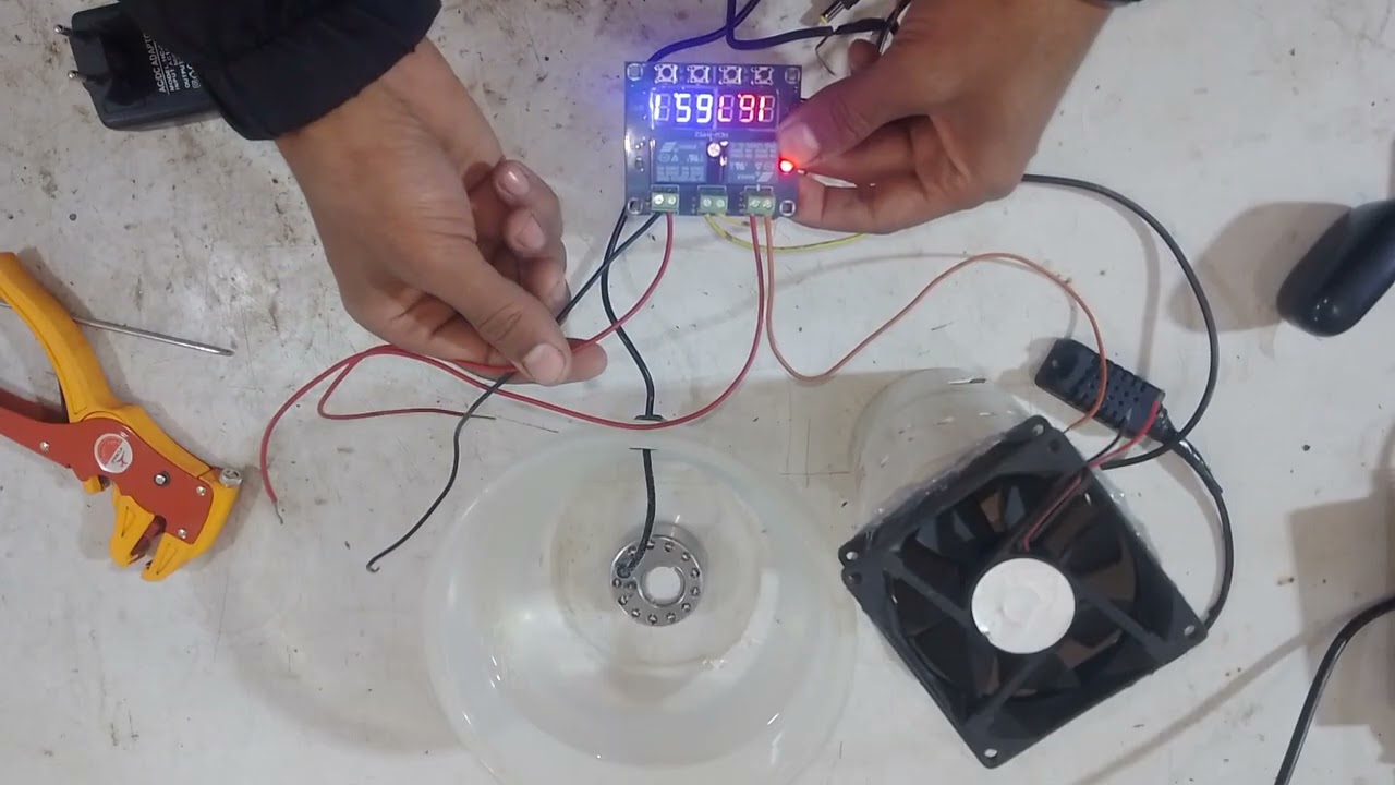 توصيل عملي لدائرة ترطيب الفقاسة بجهاز XHM452 للتحكم في الرطوبة بدقة وسهولة#فقاسة #XHM452 