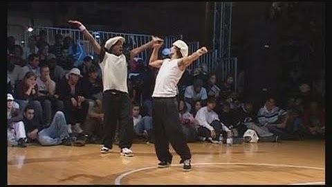 Locking Semi-Final - Juste Debout 2006 - Loic & Manu vs. P.Lock & J.Soul