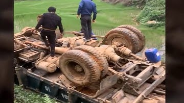 Excellent Machines And Workers In Factory /  Modern Construction Machines