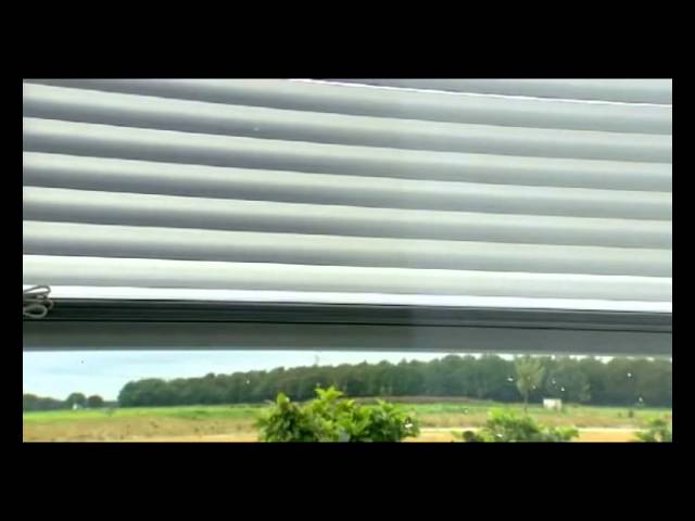 ScreenLine® Sonnenschutz - Fenster mit integrierter Jalousie