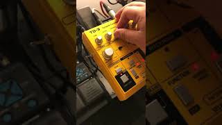 Modded Behringer TD-3 // Main Envelope Slew (R45 mod)