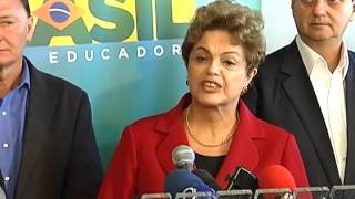 Presidente Dilma Rousseff sobrevoa áreas atingidas pelo tornado em Xanxerê