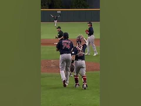 MLB Life] Red Sox pitcher Kenley Jansen was given custom Jordan 1s with a Louis  Vuitton lock-and-key to celebrate the 400th save of his career 🔥 :  r/baseball