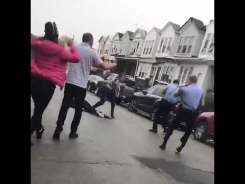 Philadelphia cops fatally shot Walter Wallace Jr today in front of family | Wikibious |