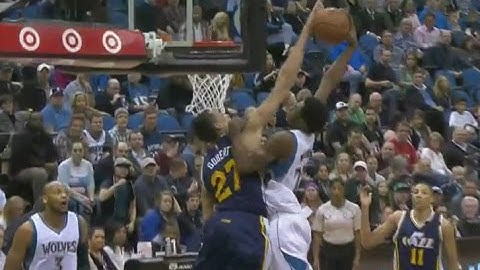 Rudy Gobert blocks Andrew Wiggins: Utah Jazz at Minnesota Timberwolves