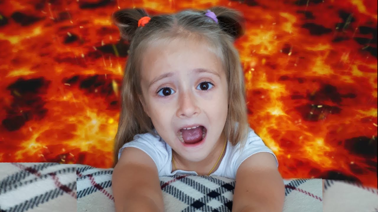 Пол это лава от Бабы Яги. Сборник смешных историй про спасение Карины из лавы 🙀