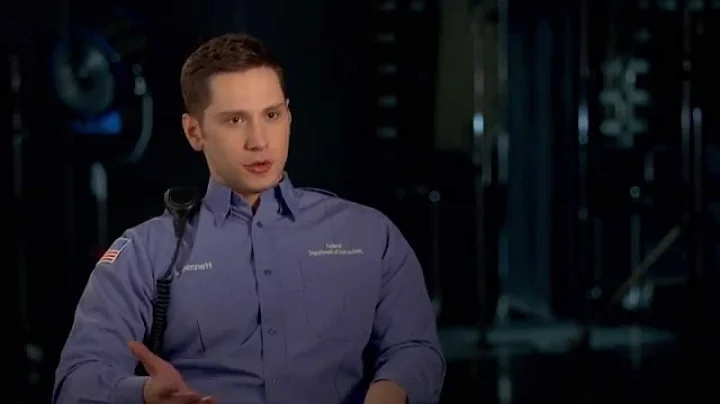 Orange Is The New Black: Matt McGorry "John Bennet...