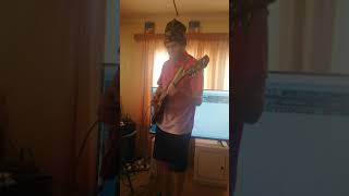 Video thumbnail of "Livin' On Love - Instrumental -Gyzie"