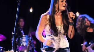 Video voorbeeld van "Bonnie Bishop - Better Place (Live)"