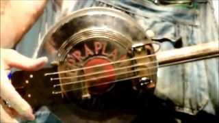 Seasick Steve&#39;s Hubcaps Guitar @ Rockhal Esch/Alzette Luxembourg 2013.27.10