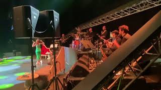 Yıldız Tilbe Sen Beni Ömrünce Unutamazsın Harbiye Canlı Resimi