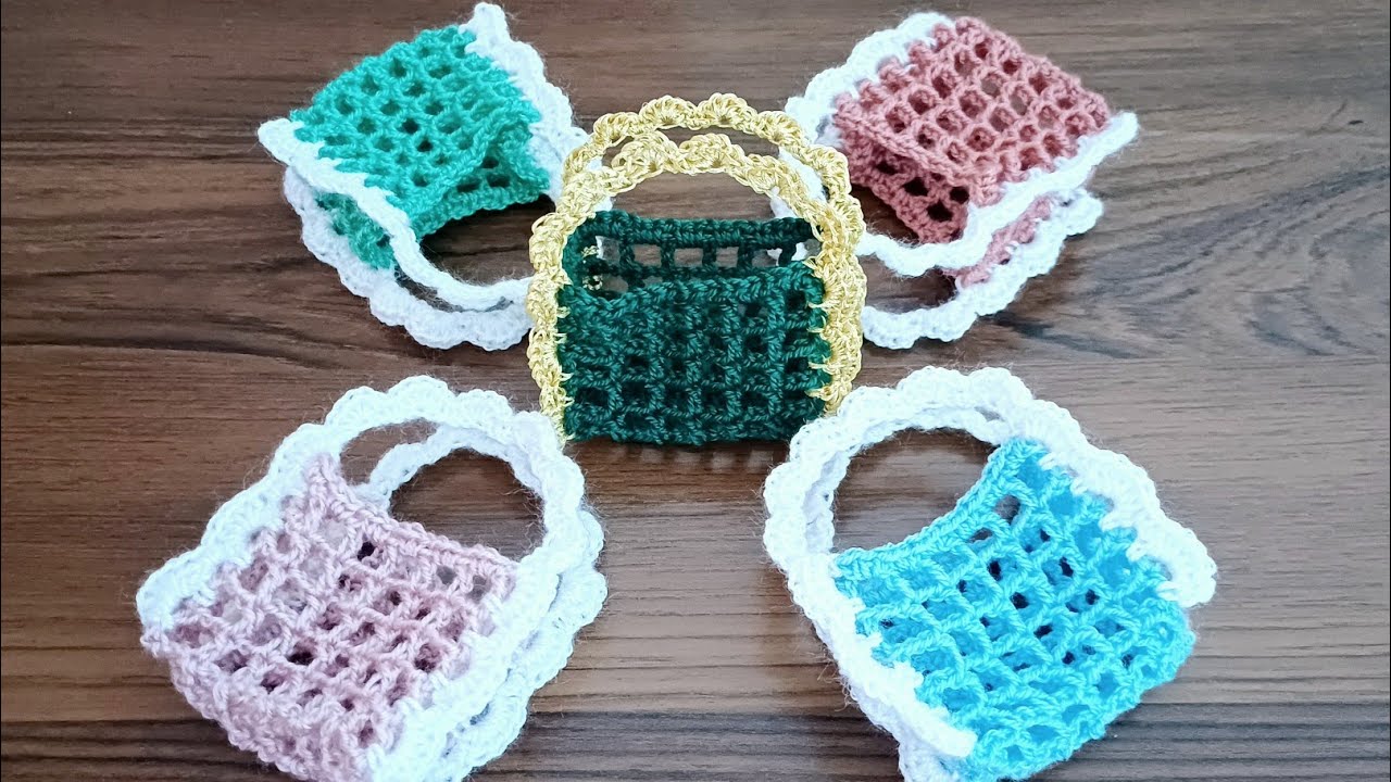 توزيعات سهلة على شكل سلة للعقيقة او ليلة الحناء ولمناسبات أخرى/ Gift bags crochet
