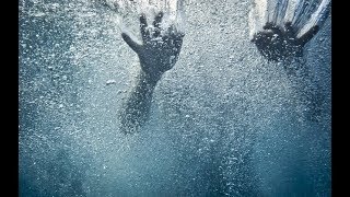 Пропавшую в океане женщину нашли 1,5 года спустя. Та же одежда то же место! Пропавшую в океане женщину нашли 1,5 года спустя. Та же одежда то же место!