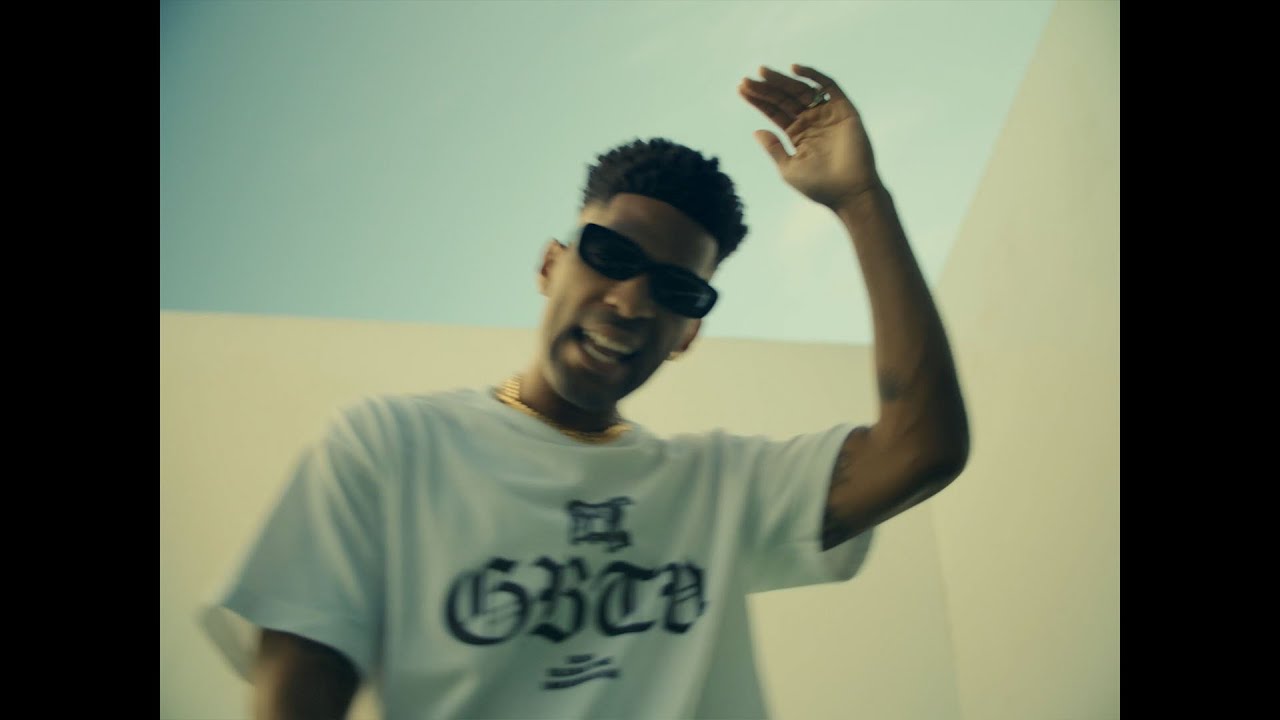 BEEZY - CLAIM IT (Official Visualizer) - YouTube