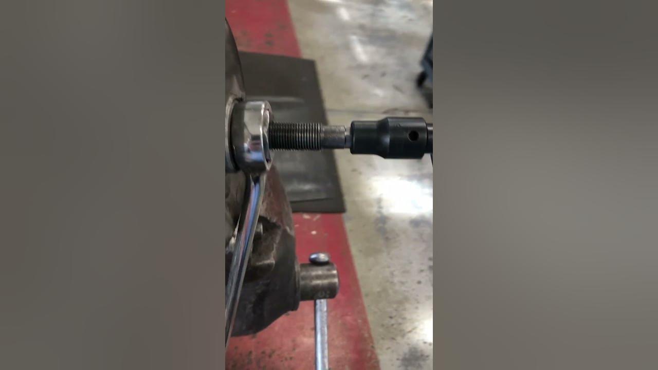 GM power steering pulley install YouTube