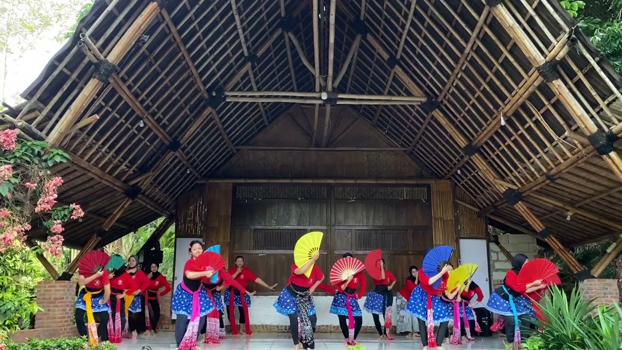 Tari Nandak Ajer (Kelas Menengah) - Sanggar Tari Ayunda Puspita