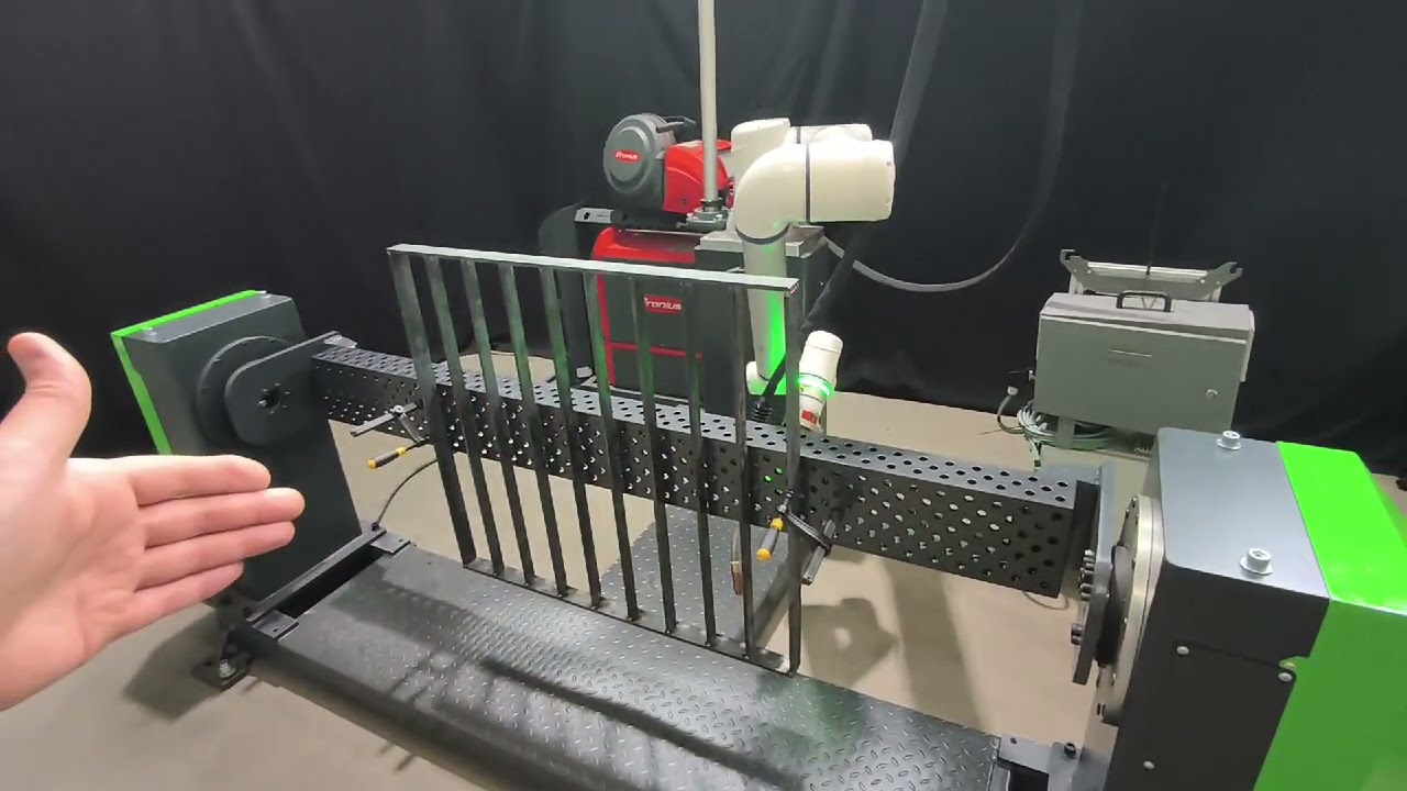 Zaun 1 Schweißroboter Elite CS620 mit Positionierer