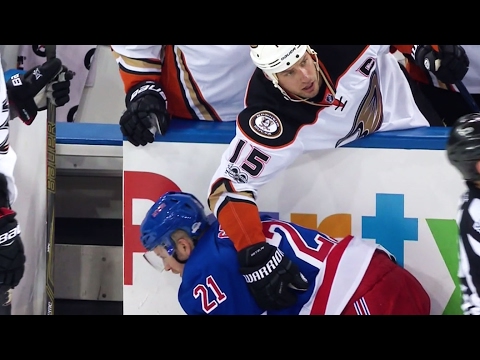 Getzlaf helps out Stepan after Shaw's hit from behind