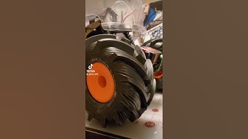 I built this VW Monster Truck Bus Redcat Everest 10