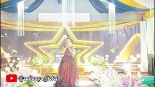 #HITAM BUKAN PUTIH COVER. ZAHRA 