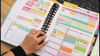 7 Digital Product Ideas to Earn $1,000/Month on Etsy in 2025 (No Design Skills)